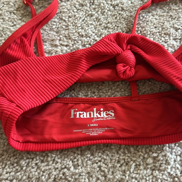 Frankie’s red bikini set - Picture 3 of 4